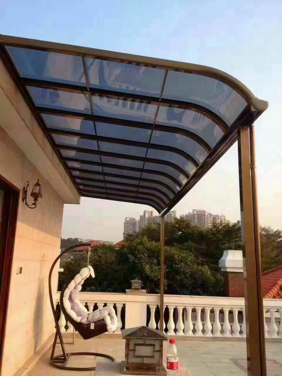 遮阳篷雨蓬建筑的遮阳艺术